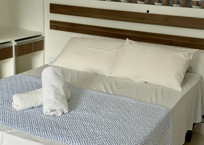 Hotel: Loft Bombinhas Van Gogh